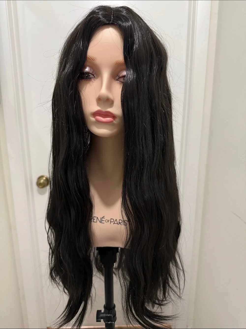 HAIR, 28” Wavy, Center Part Jet Black